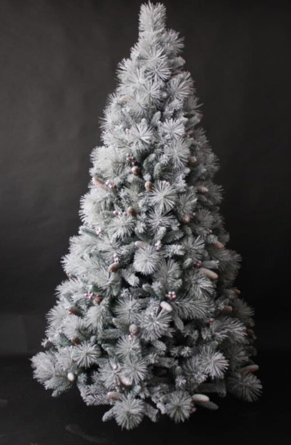 Christmas2022 SnowStorm Tree with Berries and Acorns
